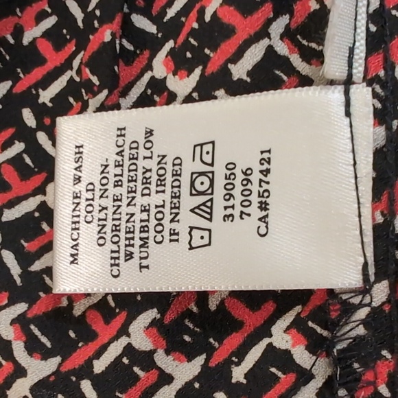 🌸Host Pick🌸 Women's Sleeveless Top Pattern Print - Picture 13 of 16